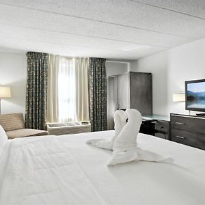 King Room Hearing Accessible Non-Smoking